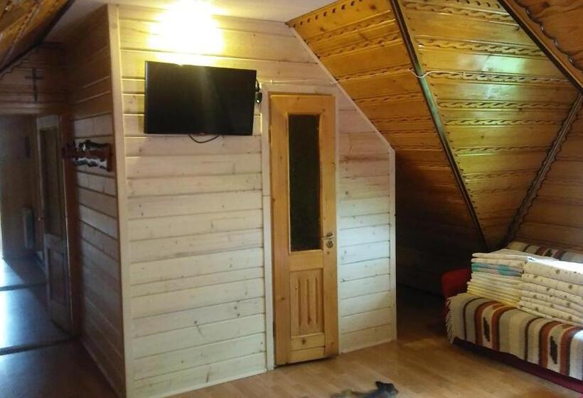 هتل Agroturystyka Pod Lasem