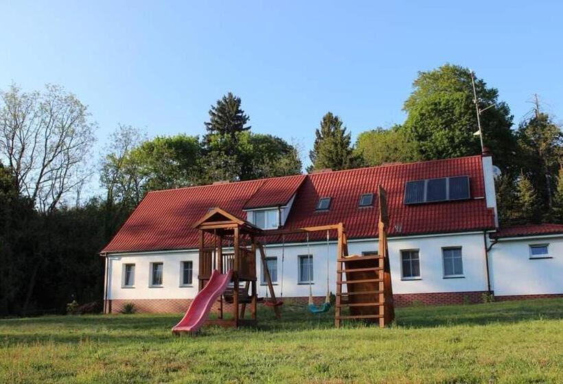 ホテル Agroturystyka Rębowo