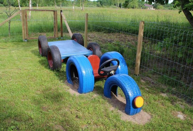 בית מלון כפרי Agroturystyka W Jabłoniowym Sadzie