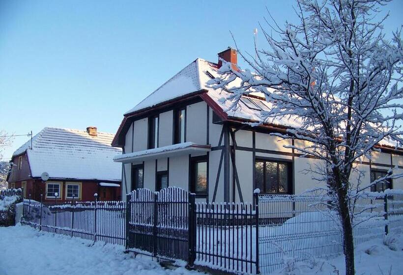 בית מלון כפרי Agroturystyka W Jabłoniowym Sadzie