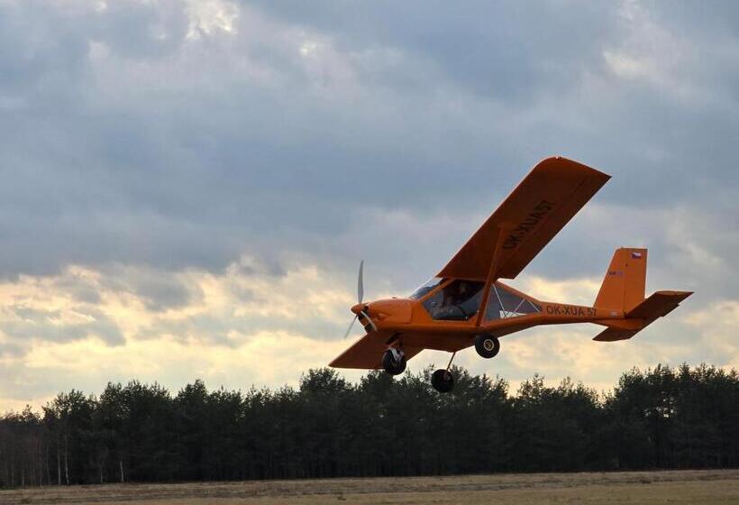 ホテル Apartament Skandynawski