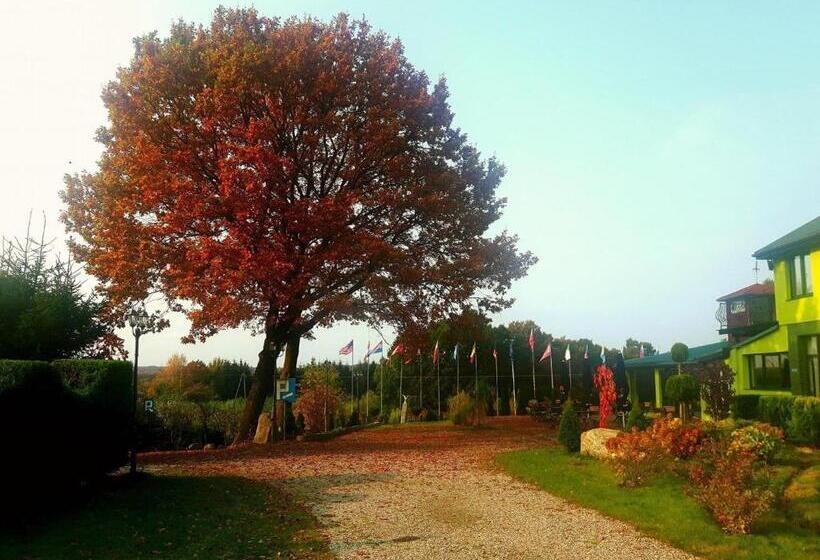 ホテル Apartament Skandynawski