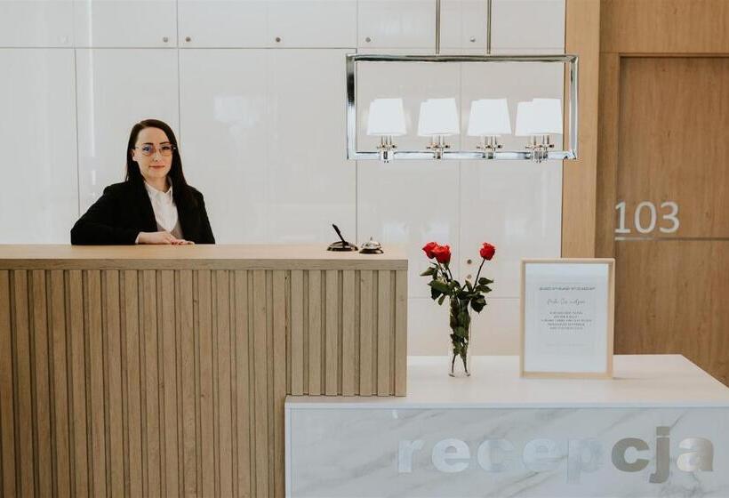 בית מלון כפרי Dębowe Wzgórze Wellness & Spa