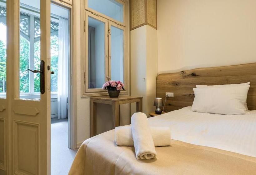 Отель Dom Zdrojowy