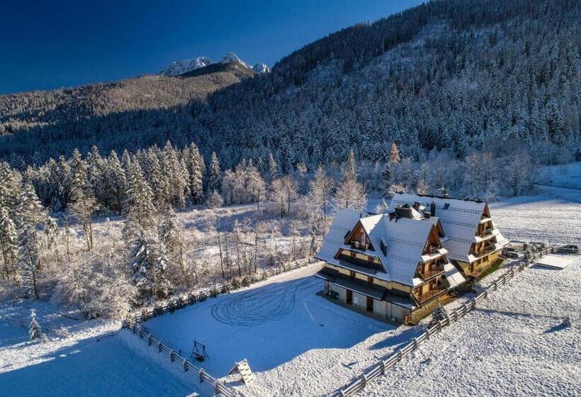 هتل Eco Tatry Holiday& Spa