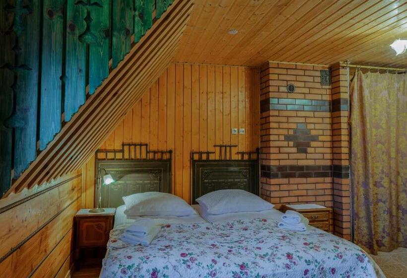 ホテル Farma Lama Dom Gościnny