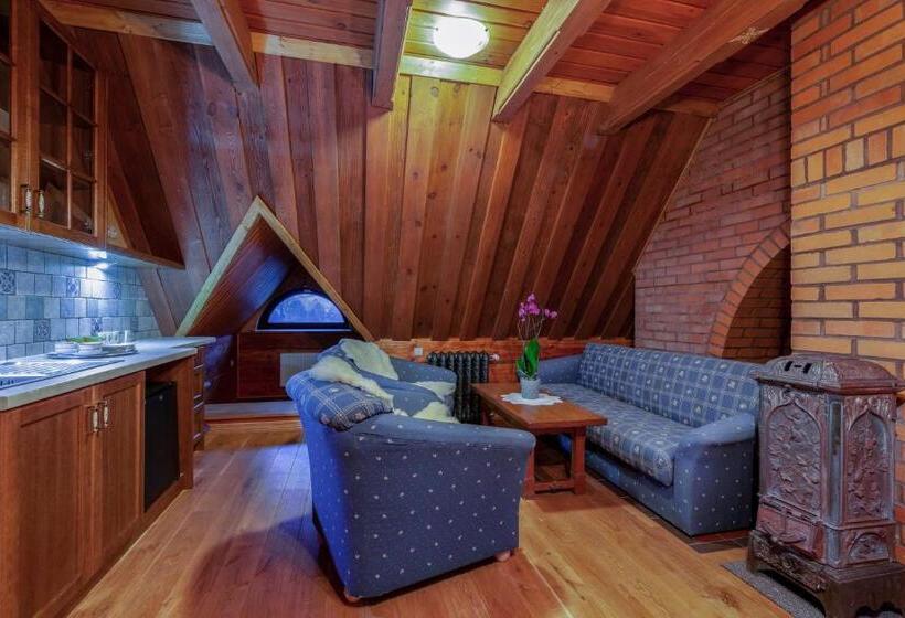 בית מלון כפרי Farma Lama Dom Gościnny