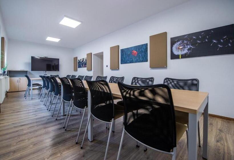 هتل Gościniec Promus