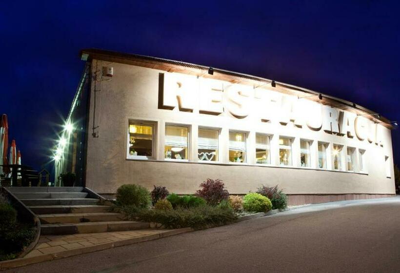 فندق I Restauracja Abis