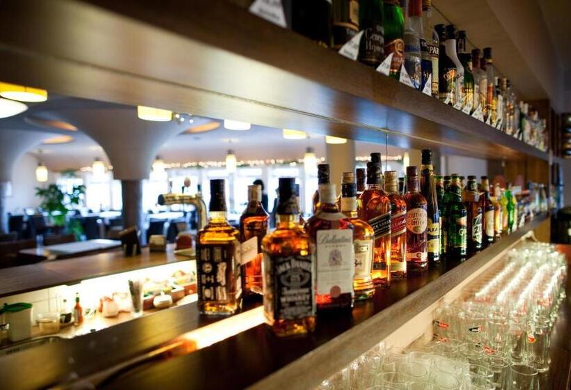 فندق I Restauracja Abis