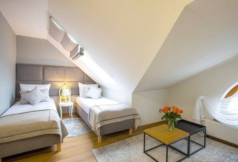 בית מלון כפרי I Restauracja Na Skarpie