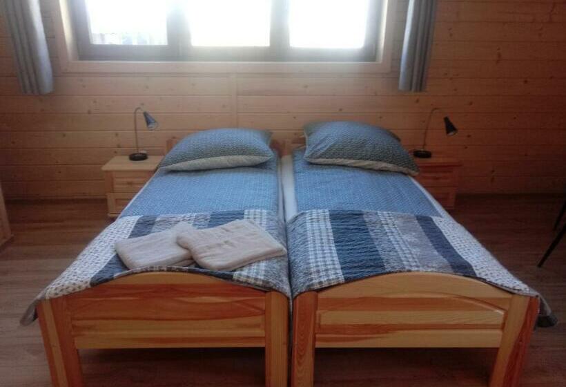 בית מלון כפרי Miodowa Chata Pokoje Gościnne