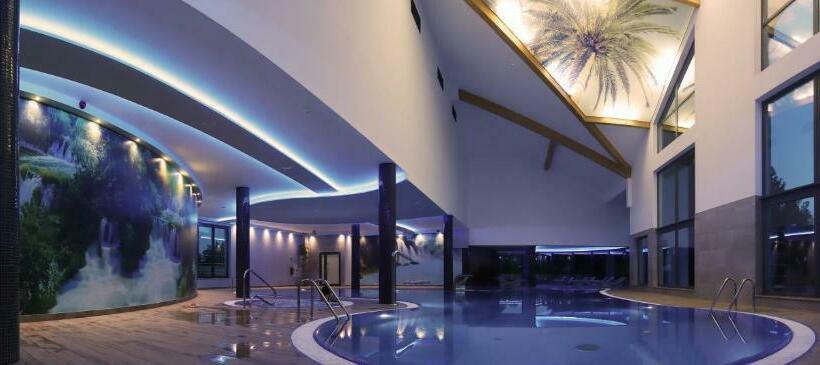 בית מלון כפרי Oskar Business & Spa