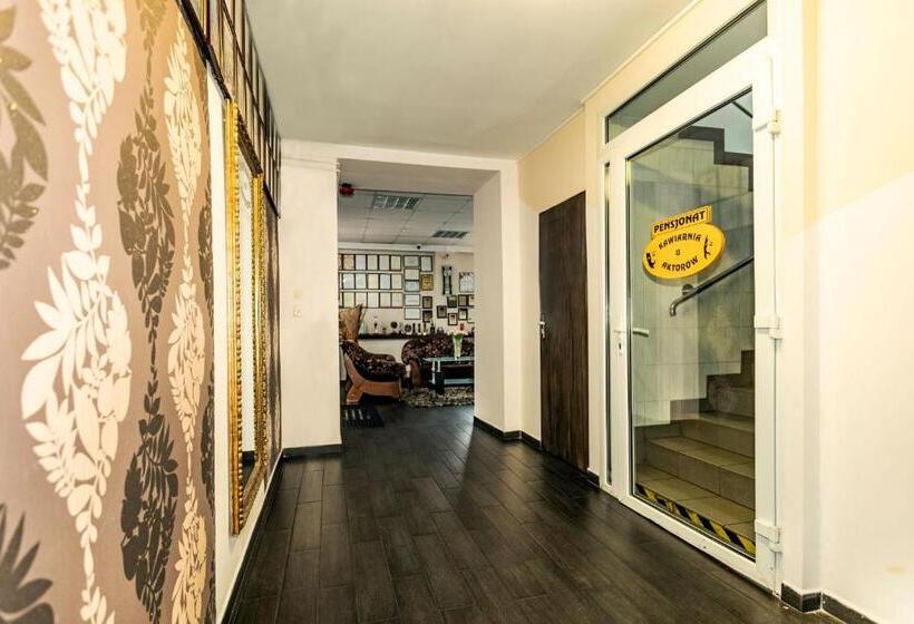 هتل Pensjonat U Aktorów