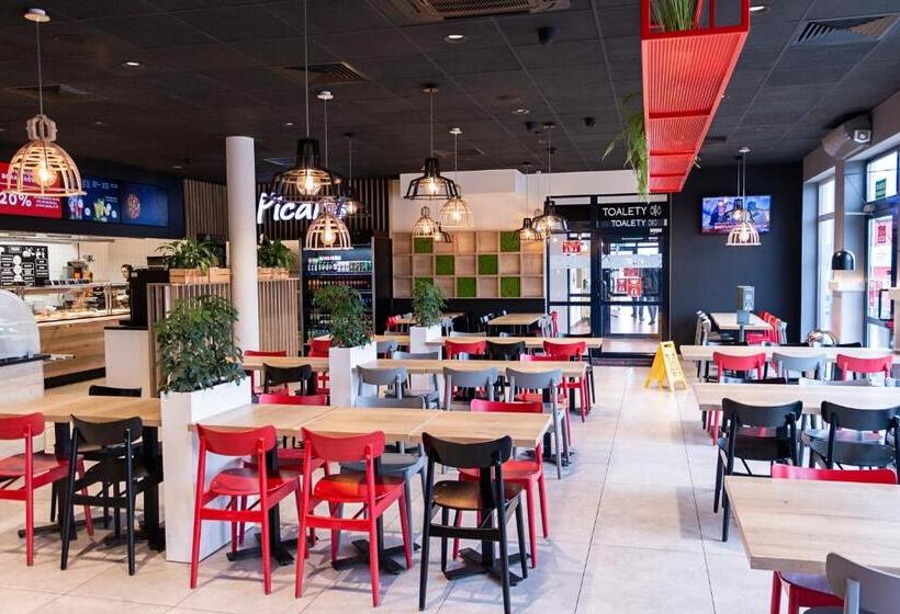 酒店 Picaro żarska Wieś Południe A4 Kierunek Polska