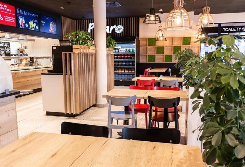 酒店 Picaro żarska Wieś Południe A4 Kierunek Polska