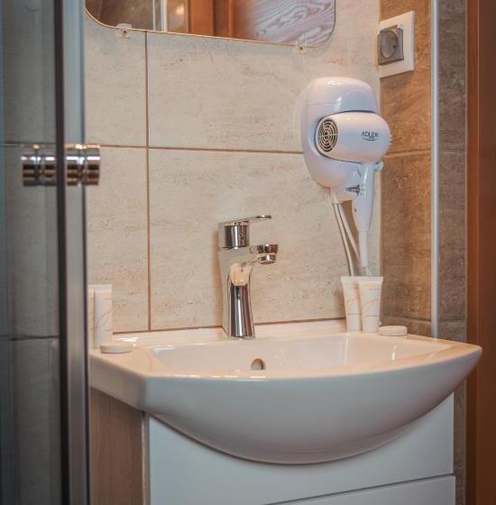 فندق Pod Limbami