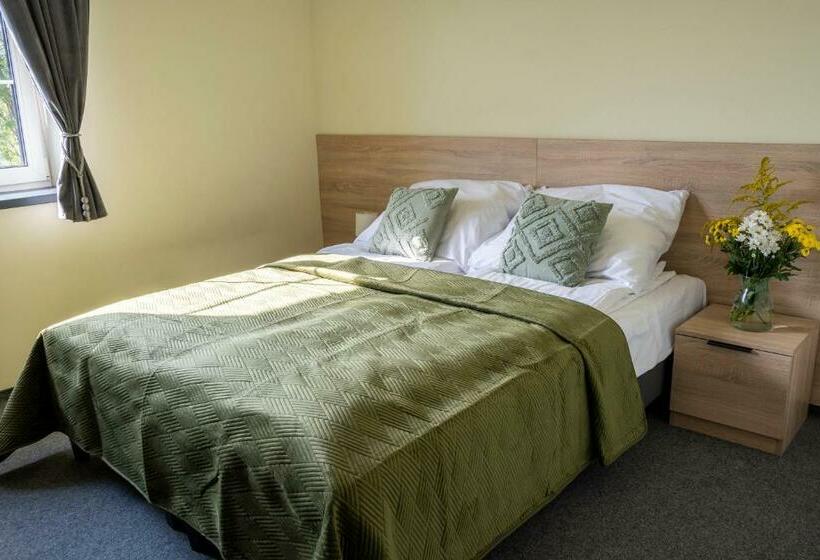 ホテル Przy Skarpie Rozbark