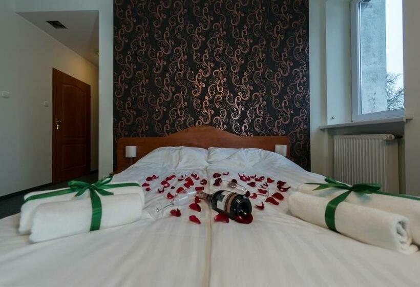 בית מלון כפרי Hrs Relax Rsw