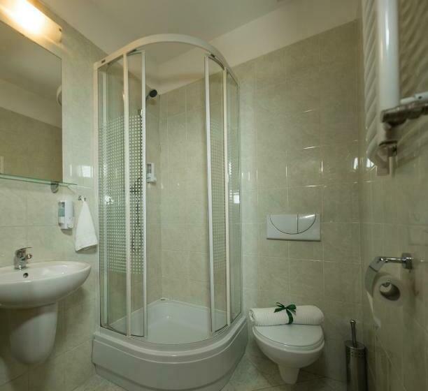 בית מלון כפרי Hrs Relax Rsw