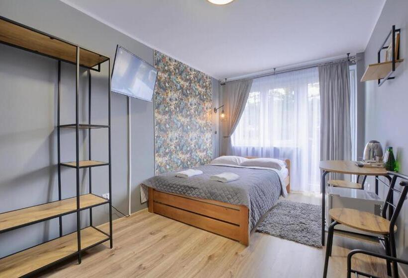 Отель Rezydencja Karnat I I Ii