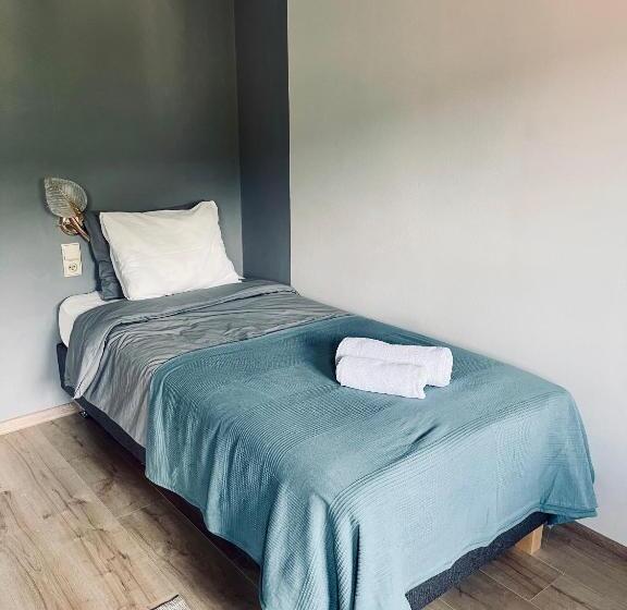 בית מלון כפרי Skalny Dworek