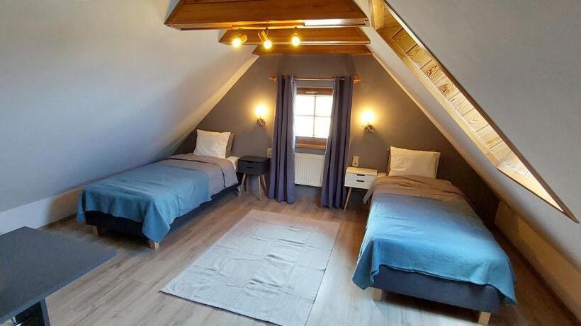 בית מלון כפרי Skalny Dworek