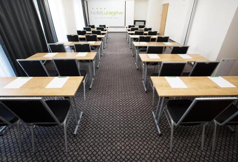 هتل Uniejów