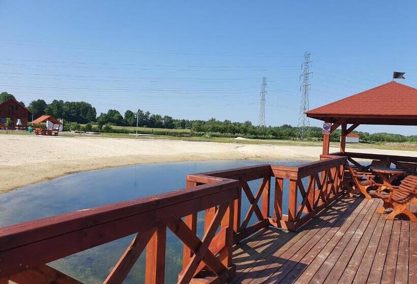 هتل Wellness & Spa Antyczny Dwór