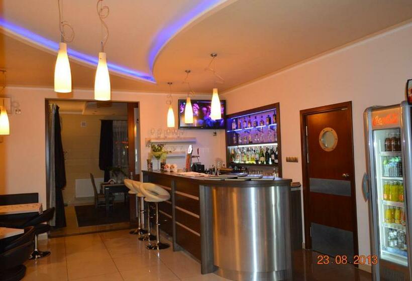 酒店 Zajazd Złota Podkowa