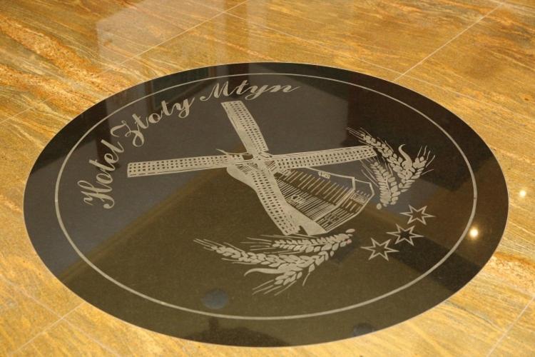 호텔 Złoty Młyn Majków