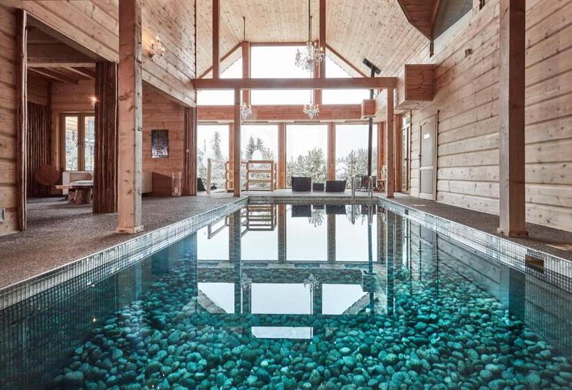 No Name Luxury Hotel & Spa