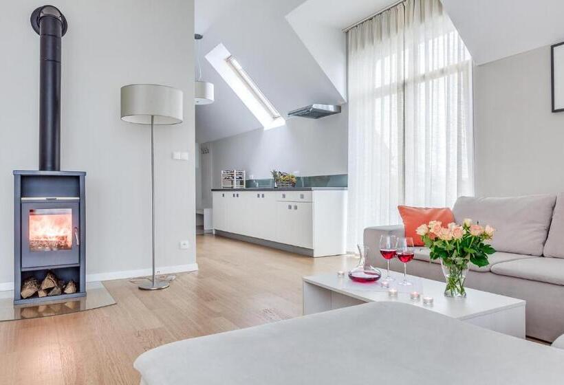 Osada śnieżka Koło Karpacza