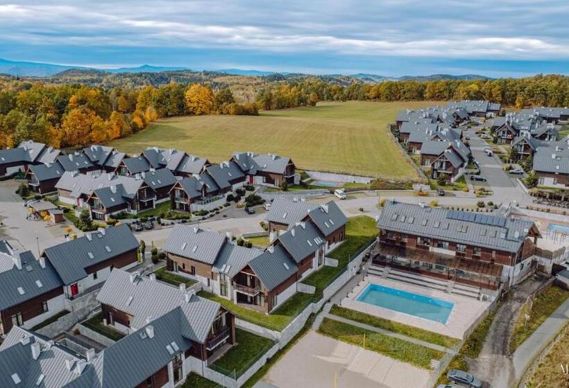 Osada śnieżka Koło Karpacza