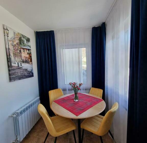 پانسیون Apartamenty Kolorowa