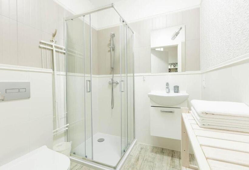 ペンション Apartementy   Weranda   Z Ogrodem W Centrum