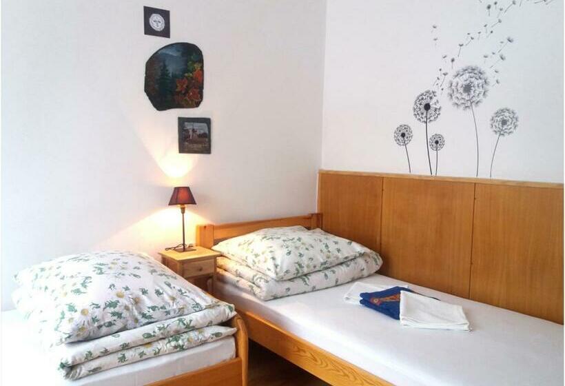 펜션 Gościniec Adam