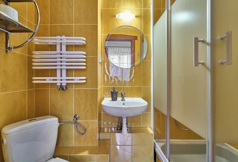 膳宿费 Jaś I Małgosia