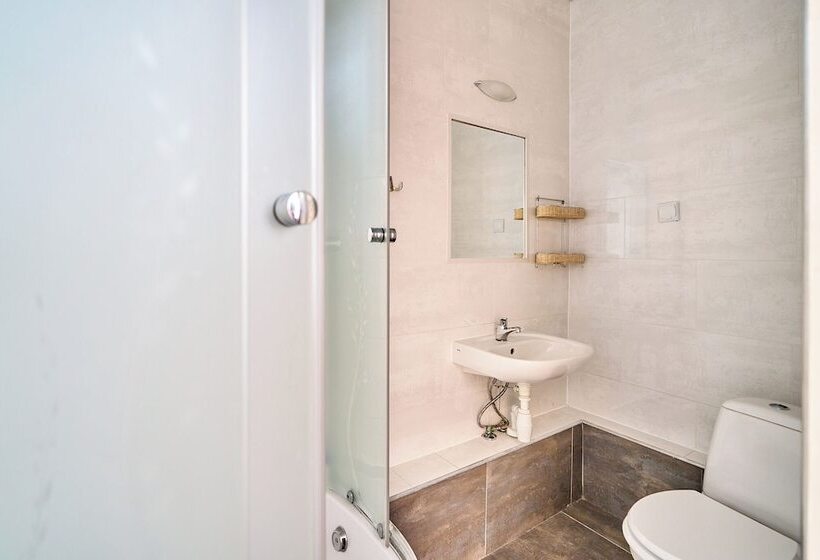 膳宿费 Jaś I Małgosia