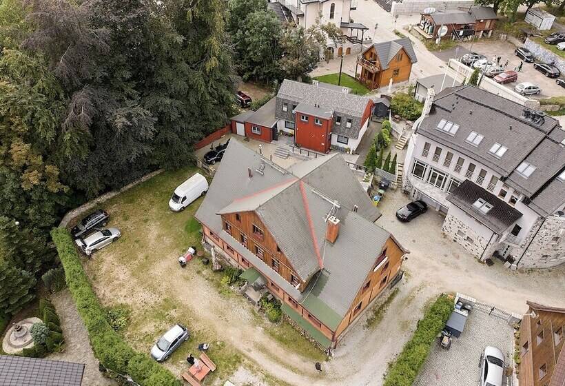 膳宿费 Jaś I Małgosia