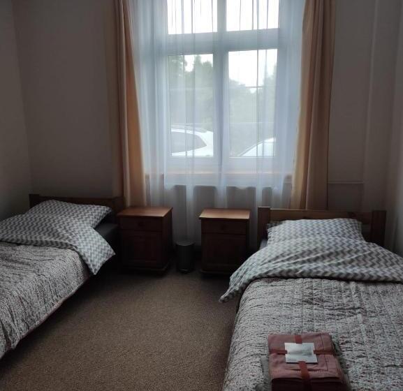 פנסיון Karkonoski Sad