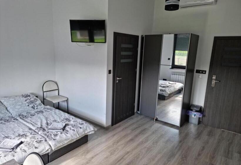 پانسیون Noclegi 24/h Leszczynek