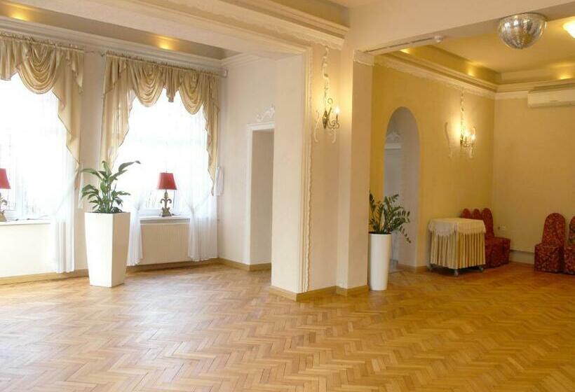 Пансион Pałacyk Chojnów