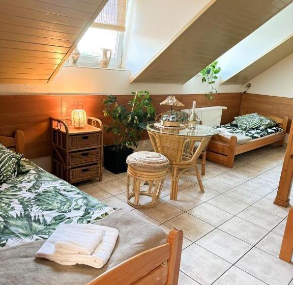 ペンション Pokoje Gościnne Azaliowa 34 Mielno