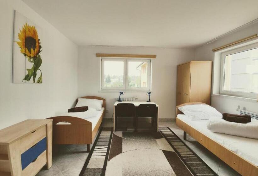 بنسيون Pokoje U Marii I Piotra