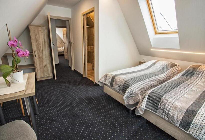 پانسیون Tojemoje