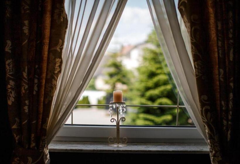 پانسیون Via Villa