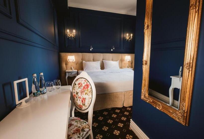 پانسیون Via Villa