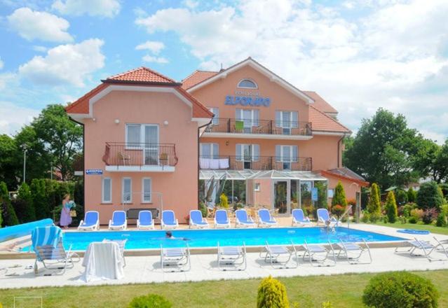 بنسيون Villa Eldorado