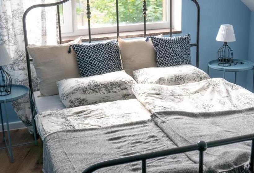 פנסיון Villa Idylla